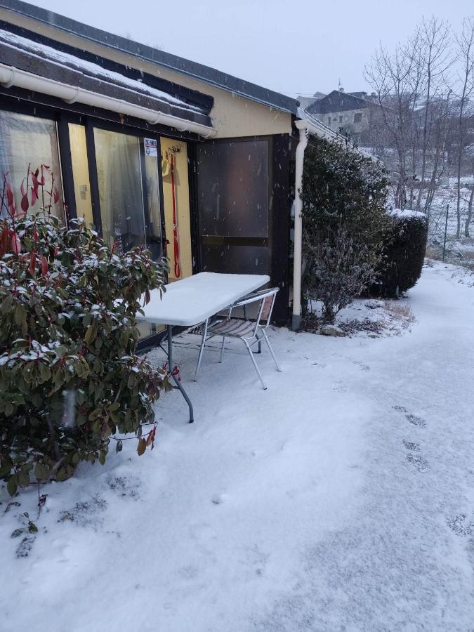 Les Fontanilles Odeillo Chalet 60 Wifi & Parking Gratuit Expose Plein Sud & Plein Pied , Draps & Serviettes De Toilettes Non Inclus, Sabanas Y Toallas No Incluidos Экстерьер фото